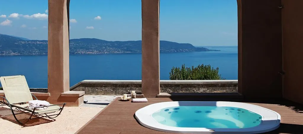 Le Selve Lake View Villas トスコラーノ・マデルノ