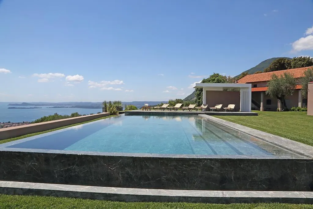 Le Selve Lake View Villas トスコラーノ・マデルノ